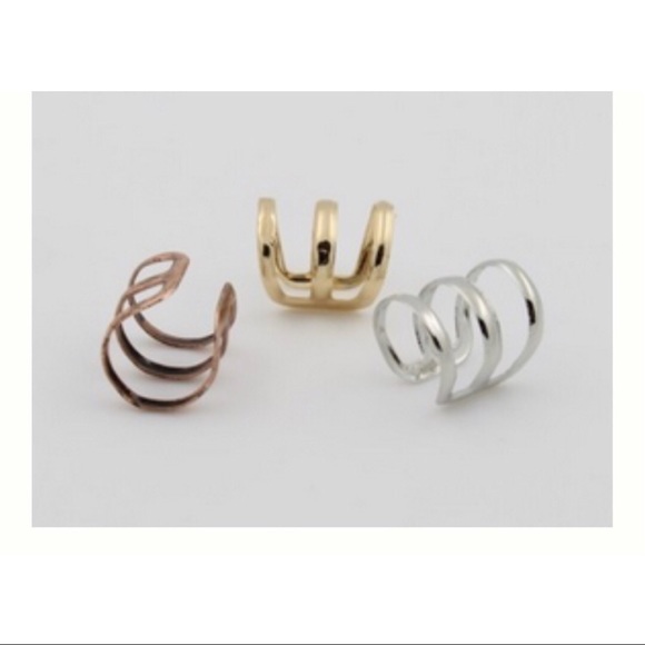 💕3/$30 Faith Tri Ear cuffs - Picture 2 of 3